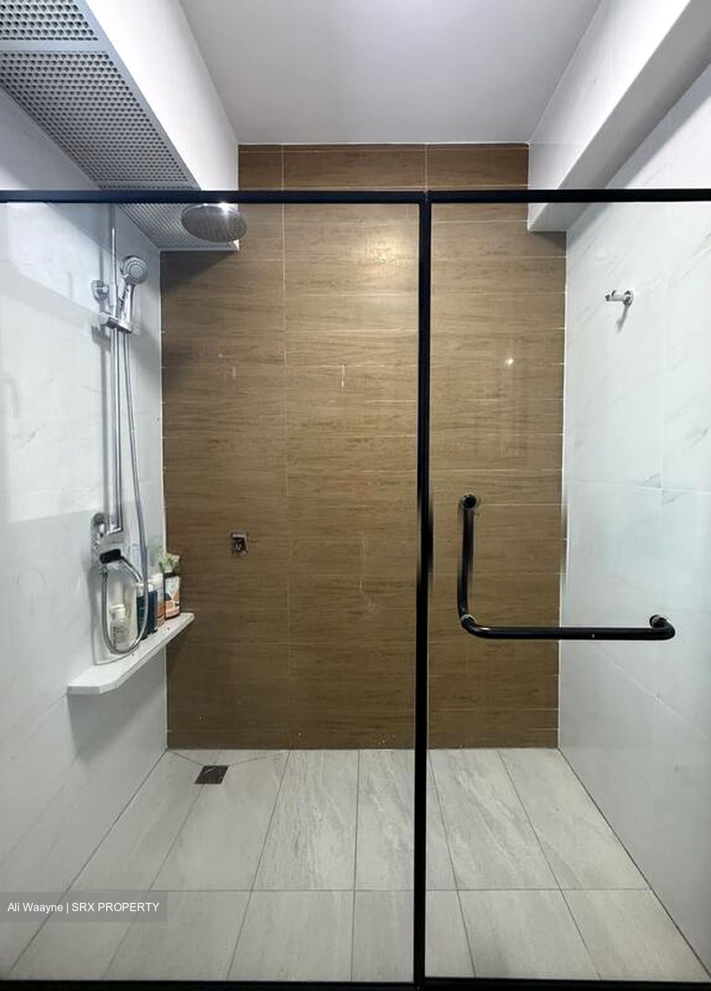 Tampines Street 86 (Tampines), Multi Generation #523697091